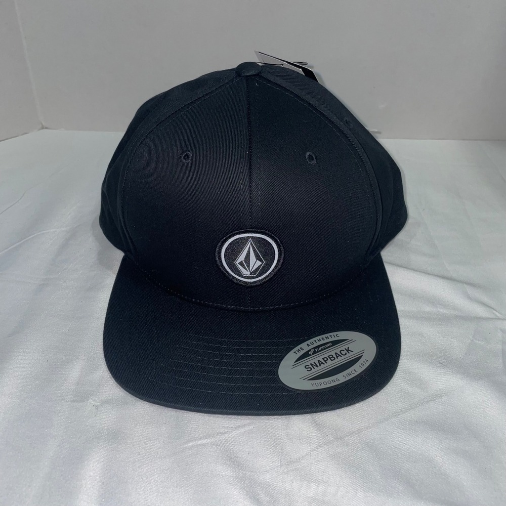 Volcom Mens Full Stone Snapback Hat Black Flat Brim Adjustable Cap D5512322